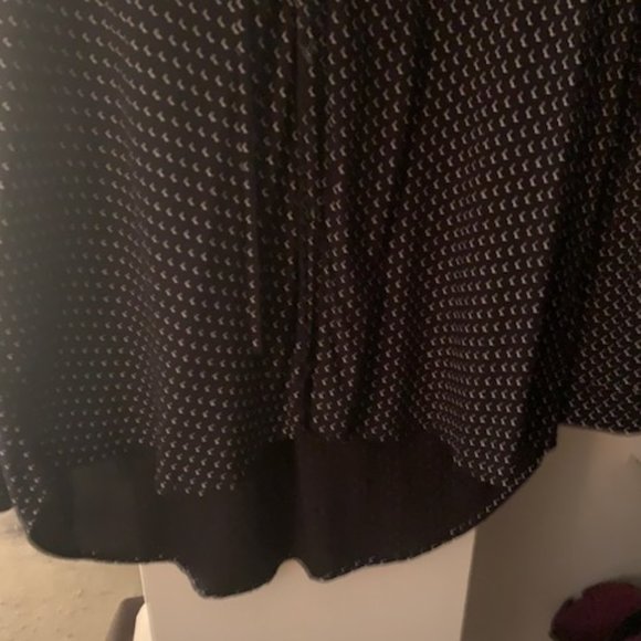 New RAILS black and white polka dot blouse with tie neckline, size Large - Picture 2 of 3
